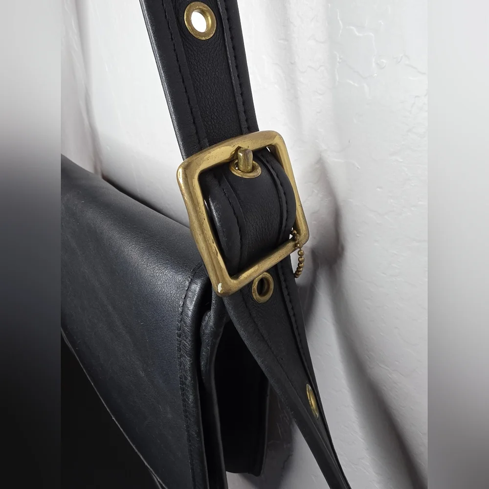 Coach Vintage Patricia Legacy‎ Black Leather Crossbody Purse